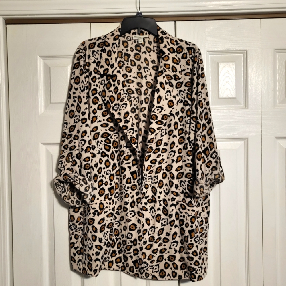 NWT Dana Buchman jacket